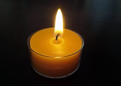 Pure Beeswax Tealight Pure Beeswax Tealight